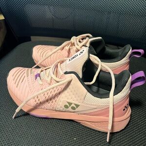 Yonex power cushion sonicage women’s tennis shoes